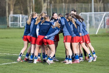 Bild 17 - wBJ Hamburger SV - Eimsbuettler TV : Ergebnis: 4:0